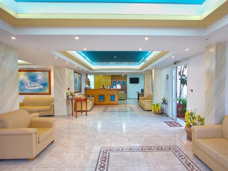 Pinelopi Apartments Jeorjoúpoli Eksteriør bilde