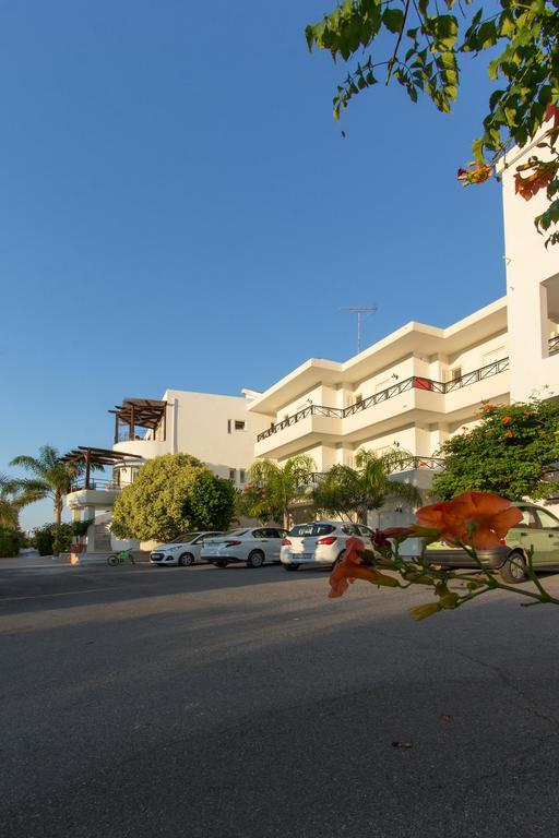 Pinelopi Apartments Jeorjoúpoli Eksteriør bilde