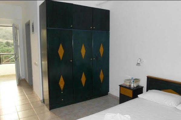 Pinelopi Apartments Jeorjoúpoli Eksteriør bilde