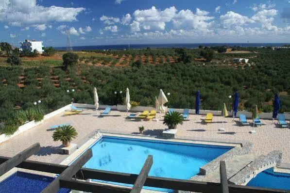 Pinelopi Apartments Jeorjoúpoli Eksteriør bilde