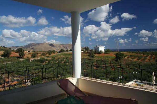 Pinelopi Apartments Jeorjoúpoli Eksteriør bilde